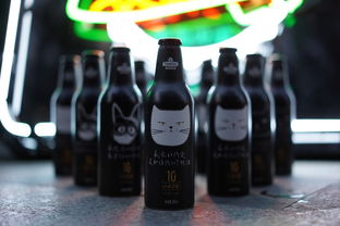 魔都惊现6米大猫，是艺术装置还是商业噱头？酒类经营新营销揭秘